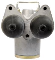 Bomba travão principal