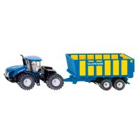 Trator New Holland com vagão de silagem