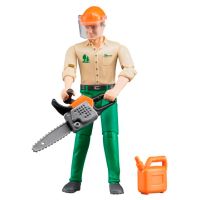 Trabalhador florestal com acessórios